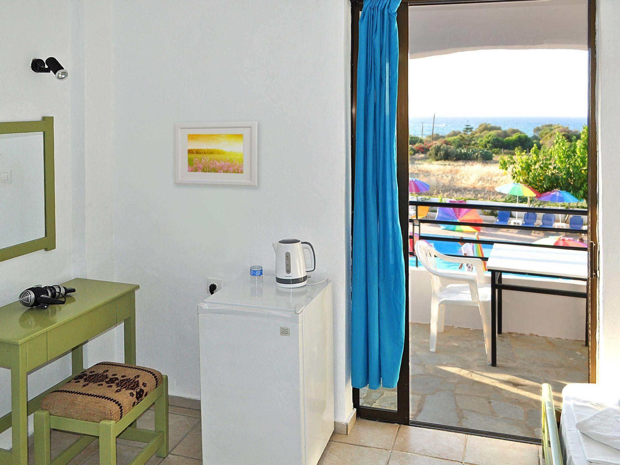 Greta Beach Anissaras Exterior foto